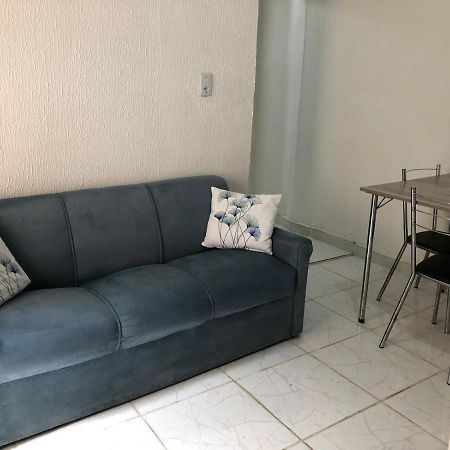 Casa De Hospedes Manaus - Dormitorios Com Cozinha Exterior photo